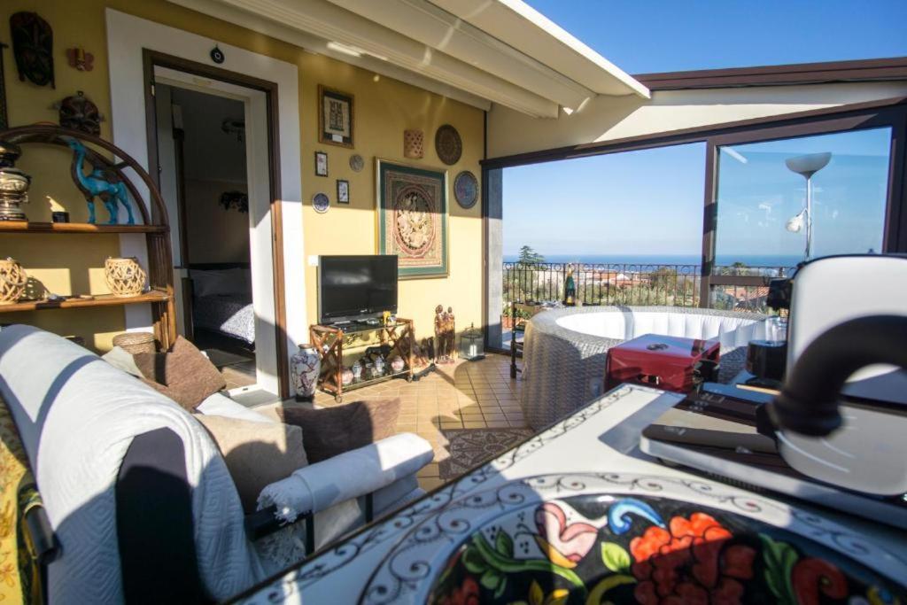 Villa Gusmano Piedimonte Etneo Zimmer foto